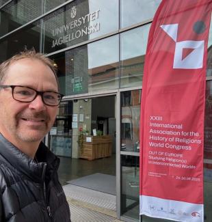 Dr. Lemons in Krakow at the IAHR Conference