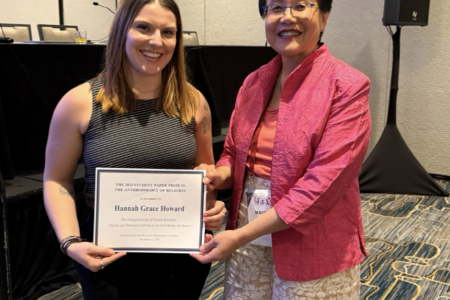 Hannah Grace Howard receives the the 2024 SAR Student Paper Award at the SAR Business Meeting on Nov. 22, 2024 in Tampa, FL